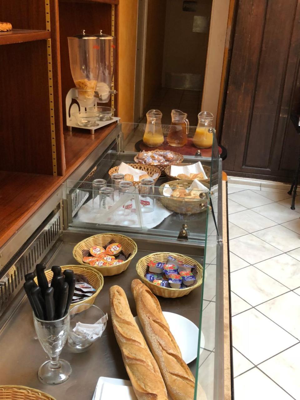 Hotel Des Arceaux Saint-Sever Kültér fotó